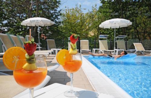 Villamarina Hotel | Hotel Prater