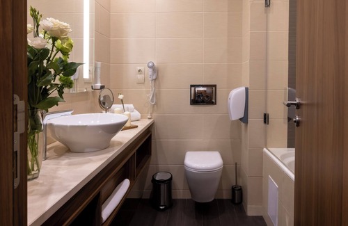 Iskar Hotel | Hotel Premier Sofia Airport