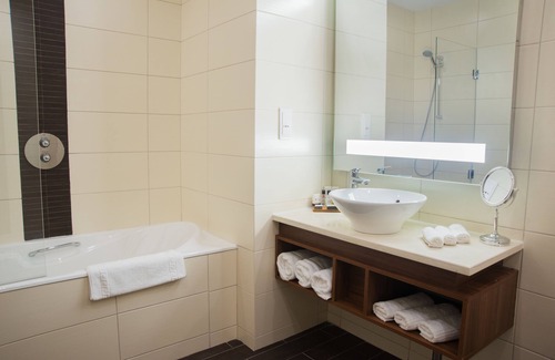 Iskar Hotel | Hotel Premier Sofia Airport