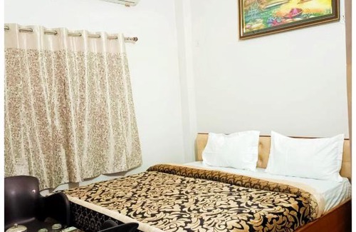 Kakarmatha Hotel | HOTEL PREMIUM SHREE ANAND PALACE Near Temple