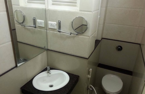 Gopalapuram Hotel | Hotel Raamus