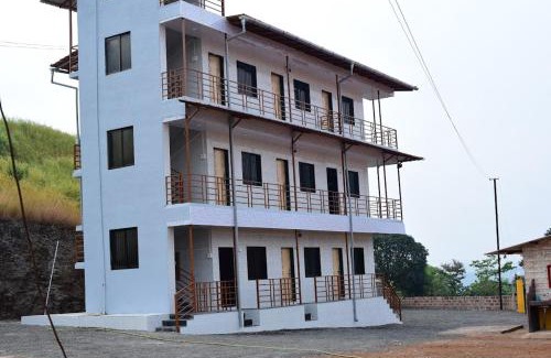 Mahad Hotel | Hotel Raigad Farmhouse 2