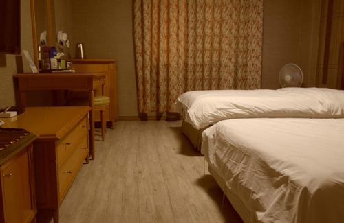 Changnyeong Hotel | Hotel Rainbow