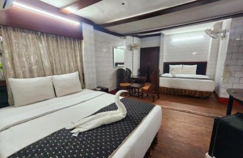 Dharmatala Hotel | Hotel Raunak