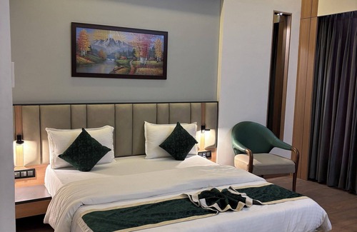 Vasai Hotel | HOTEL RED CARPET