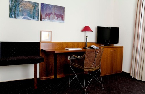 Hoevelriege Hotel | Hotel Restaurant Piärdestall Hövelhof