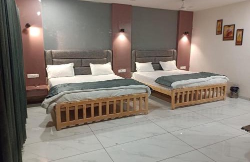 Khattalwada Hotel | Hotel riseinn