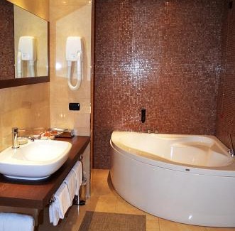 Grumolo delle Abbadesse Hotel | Hotel Ristorante Giada