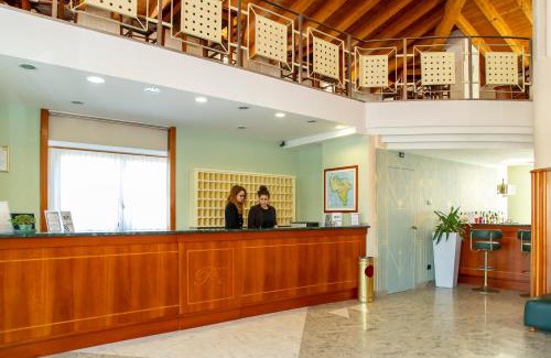 San Genesio ed Uniti Hotel | Hotel Riz B.B