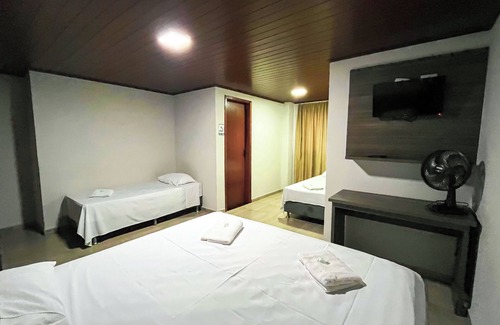 Telemaco Borba Hotel | Hotel ROF
