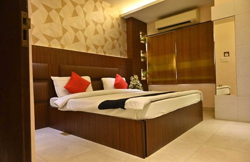 Kanpur Hotel | HOTEL ROYAL COTTAGE