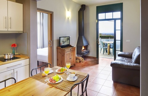 L'Espluga de Francoli Hotel | Hotel Rural y Apartamentos Villa Engracia