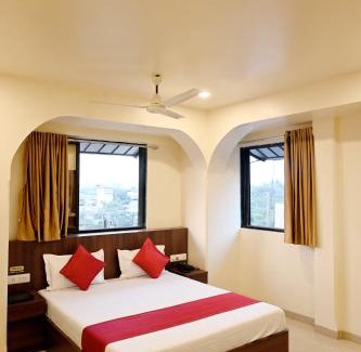 Dombivli East Hotel | Hotel Sagar