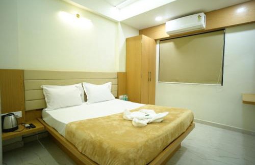 Shirdi Hotel | Hotel Sai Pratham