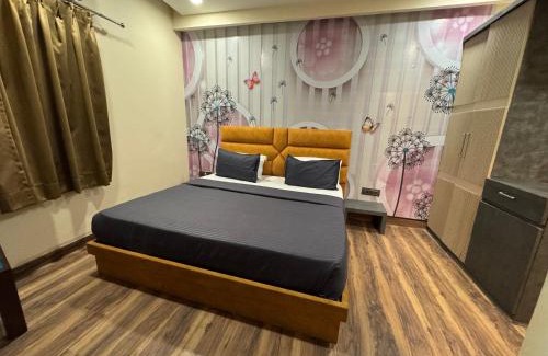Haridwar Hotel | Hotel Sanskriti T And M Hotels