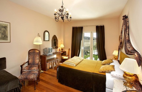 Olmillos de Sasamon Hotel | Hotel Santa Coloma del Camino