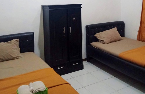 Kepanjen Hotel | Hotel Santana Syariah