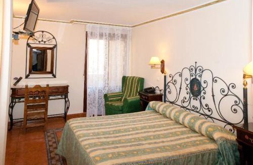 Santo Domingo de Silos Hotel | Hotel Santo Domingo de Silos