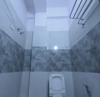 Srinagar Hotel | Hotel Saurabh