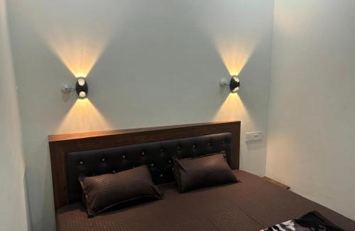 Srinagar Hotel | Hotel Saurabh