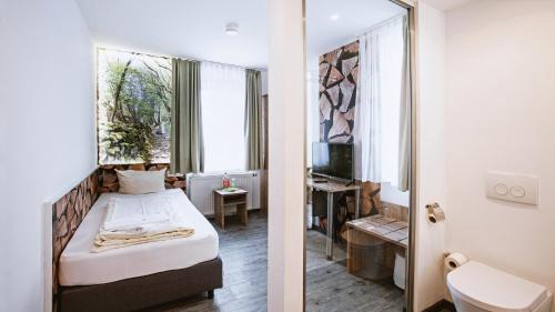 Muehlacker House | Hotel Scharfes Eck