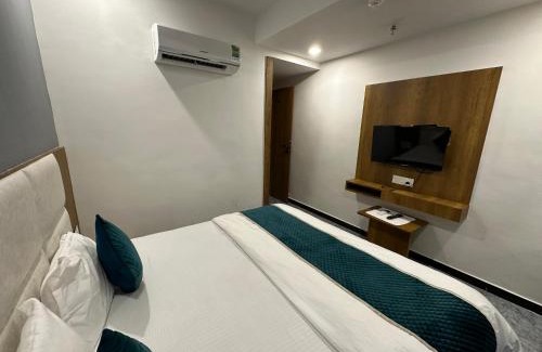 Surat Hotel | Hotel secure inn saroli
