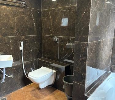 Surat Hotel | Hotel secure inn saroli