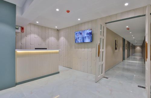 Bodakdev Hotel | Hotel Serenity
