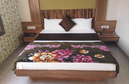 Navsari Hotel | Hotel Shahi Darbar