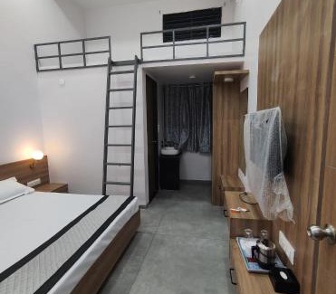 Rajpipla Hotel | HOTEL SHREE RAM