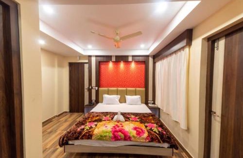 New Digha Hotel | Hotel Signature Inn Digha হোটেল সিগনেচার ইন দিঘা Near Sea Beach and Lake View Room - All-Room-Attached-Balcony-and-fully-air-conditioned-hotel with- lift-wifi-Restaurant-parking-facility- Best Hotel in Digha