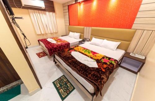 New Digha Hotel | Hotel Signature Inn Digha হোটেল সিগনেচার ইন দিঘা Near Sea Beach and Lake View Room - All-Room-Attached-Balcony-and-fully-air-conditioned-hotel with- lift-wifi-Restaurant-parking-facility- Best Hotel in Digha