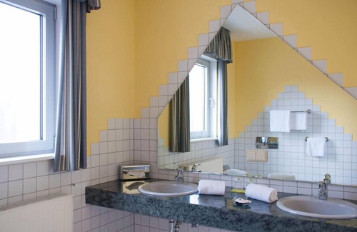 Puttlingen Hotel | Hotel Stadt Püttlingen