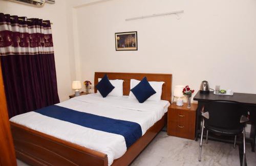 Sector 14 Hotel | Hotel Sunshine
