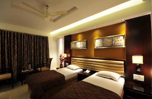 Anand Hotel | Hotel Surabhi Regency