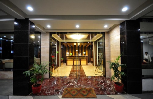 Anand Hotel | Hotel Surabhi Regency