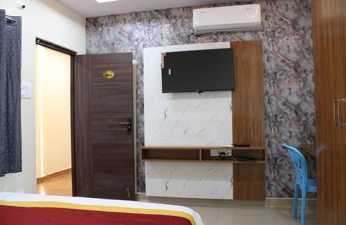 Miyapur Cabin | Hotel SVR Luxury Rooms