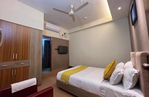 Maulvi Bazar Hotel | Hotel Taj Metro