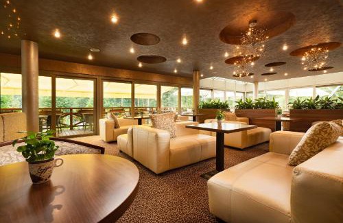 Vyhne Hotel | Hotel Termál