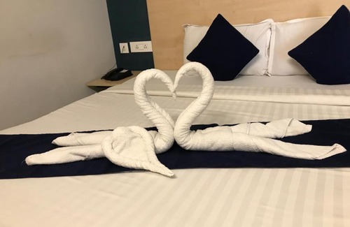 Kondapur Hotel | Hotel Trance Babylon Hitec City