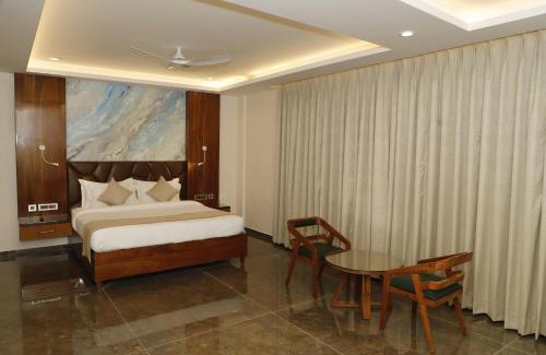 Kannauj Hotel | Hotel V K Grand