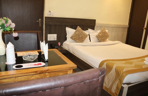 Aurangabad Hotel | Hotel Vaishnavi Heights