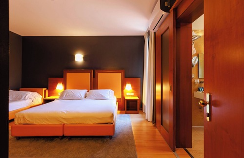 Oleggio Hotel | Hotel Villa delle Rose