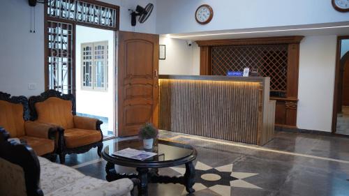 Chittur Hotel | Hotel Vintage Palace