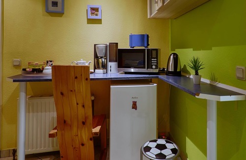 Mittenwalde Bed & Breakfast | Hotel Waldschlösschen