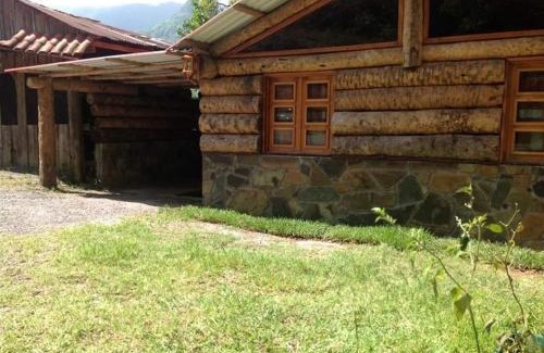 Tilaco House | Hotel y Cabaña La Peña