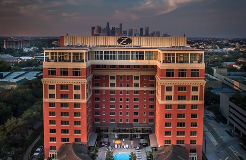 South Central Houston Apartment | Hotel Zaza Houston Museum District