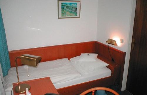 Kettwig House | Hotel Zur Flora