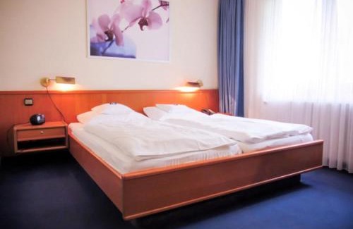 Kettwig House | Hotel Zur Flora