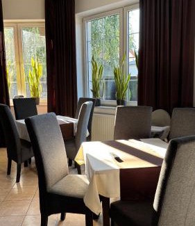 Nowy Dwor Mazowiecki House | Hotelik - Modlin Airport